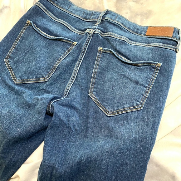 Hish Waisted Super Skinny Hollister Jeans - Picture 3 of 3